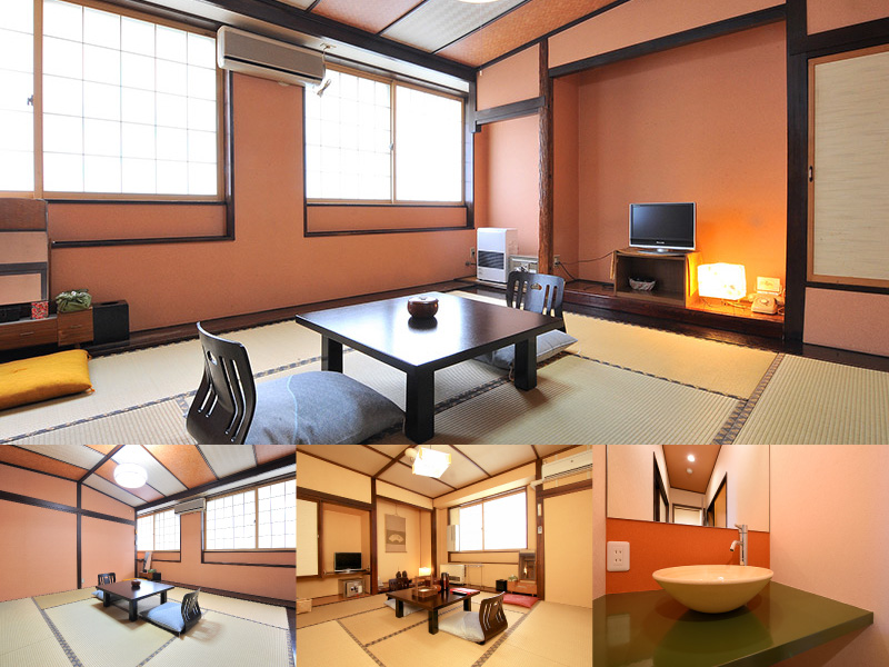 Main building Japanese 8 tatami mat room with toilet